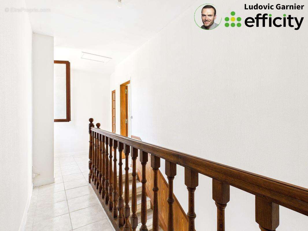 Maison à FOUGEROLLES-DU-PLESSIS