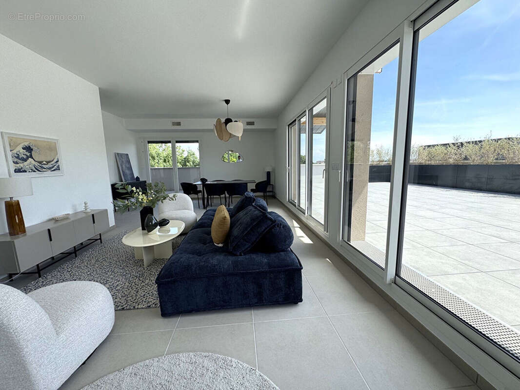 Appartement 5 pièces de 126m² + 150m² de Terrasse + 2 Parkings sous-sol ! Cote Pavée - photo 5