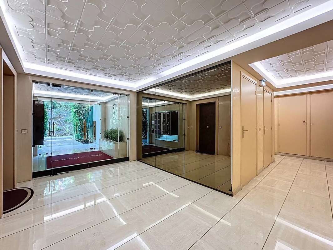 Appartement 59 m² à Cannes  - photo 7