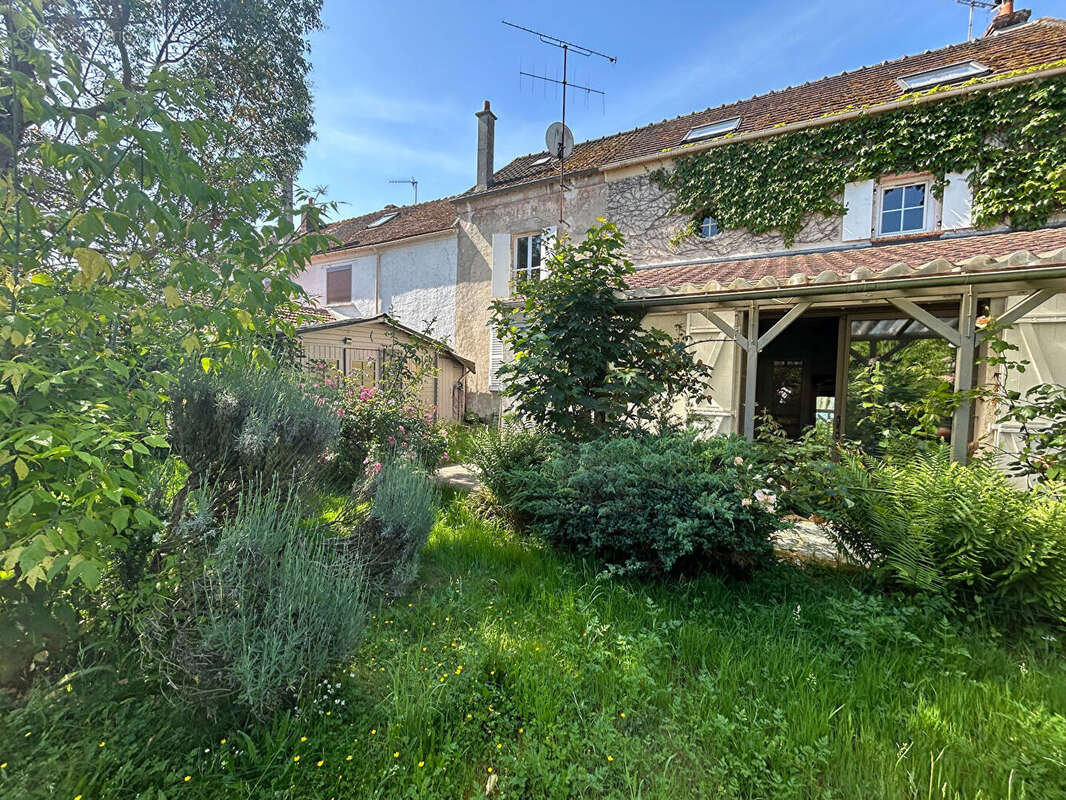 Maison à CHANGIS-SUR-MARNE
