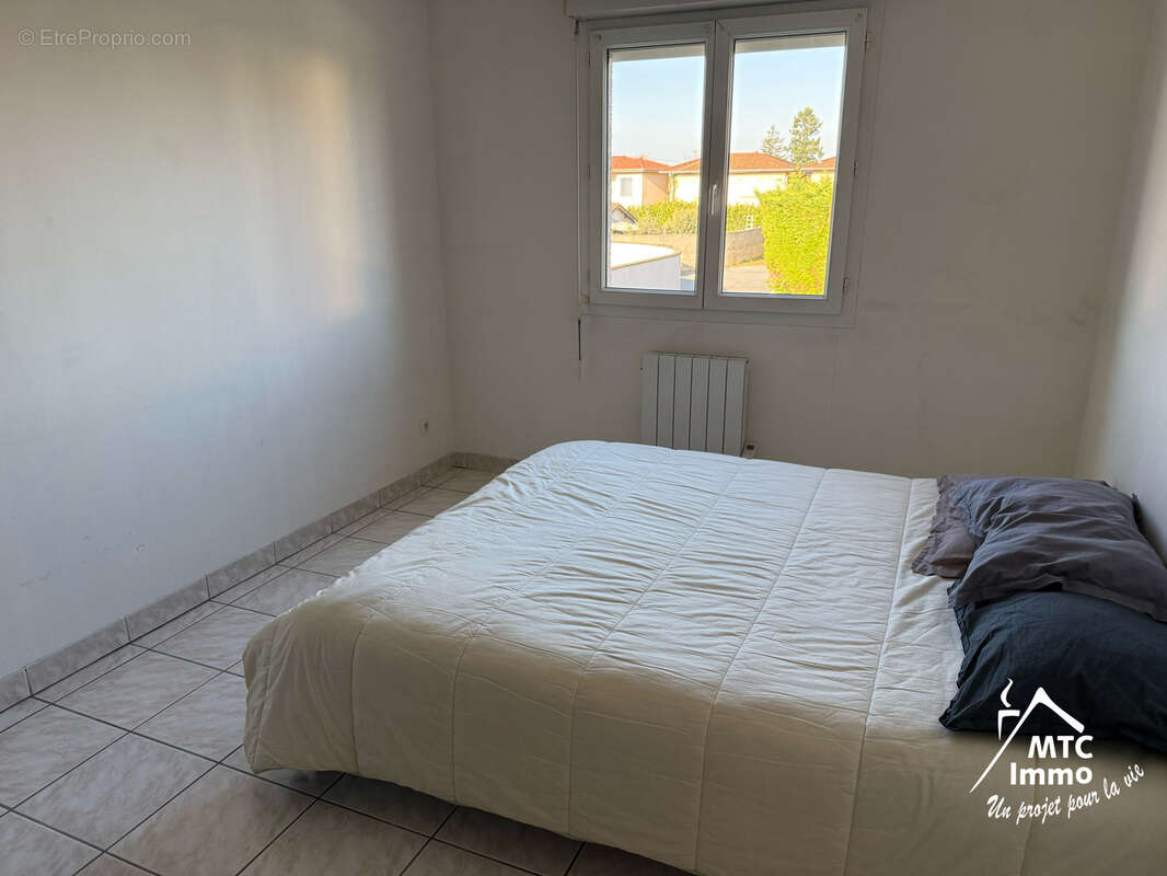 Appartement à CHARVIEU-CHAVAGNEUX