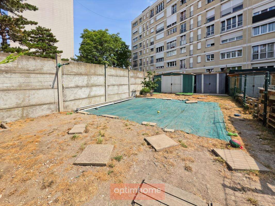 Maison de ville de 146 m² – 4 chambres – bureau – cour et jardin - photo 28