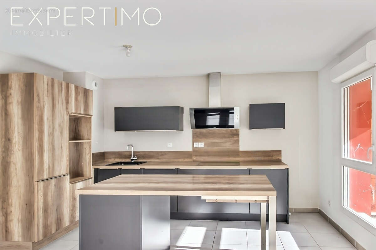 Appartement à ROUSSET