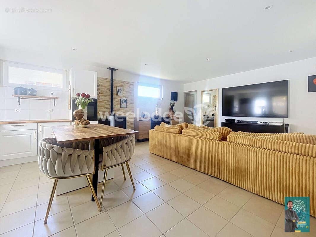 Maison 87 m² à Jouy-Le-Moutier  - photo 3