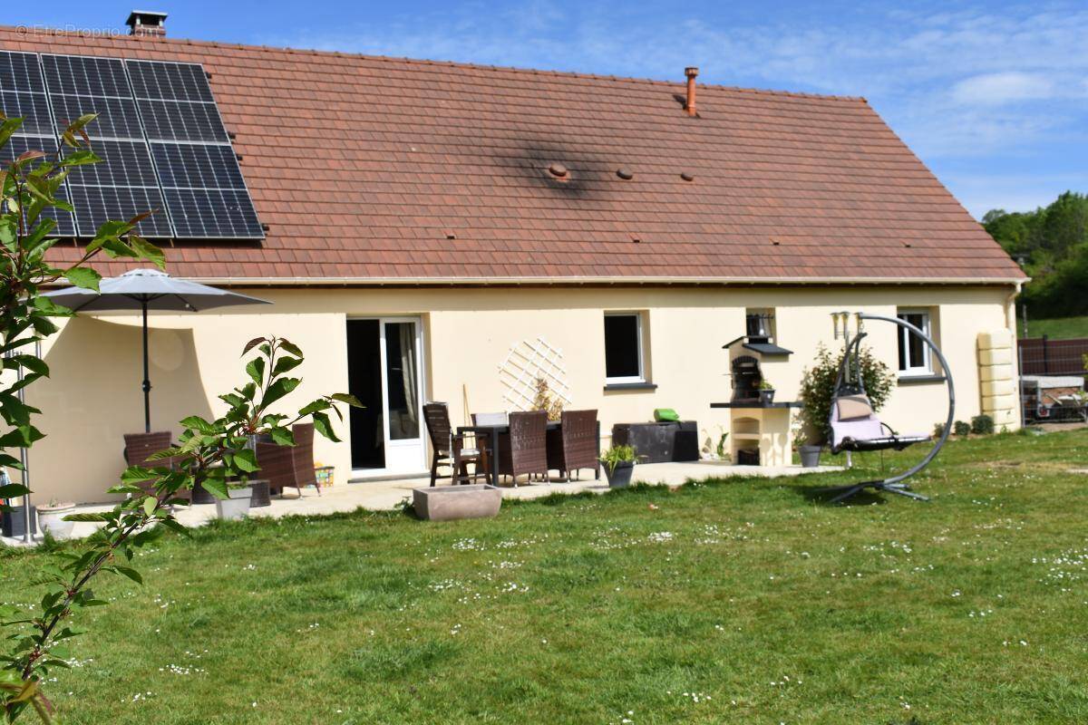 Maison à MONTFORT-SUR-RISLE