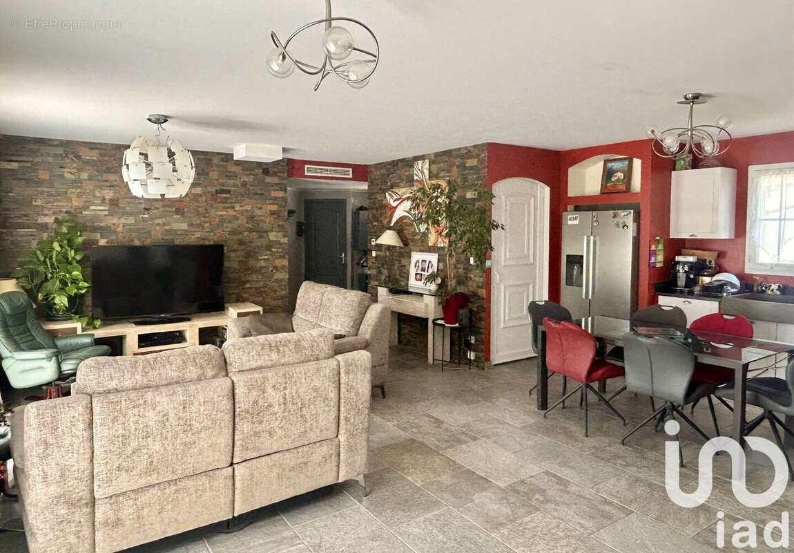 Photo 8 - Maison à POURRIERES