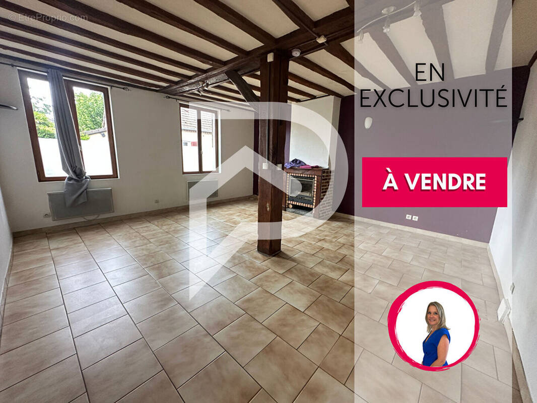Appartement à HOUDAN