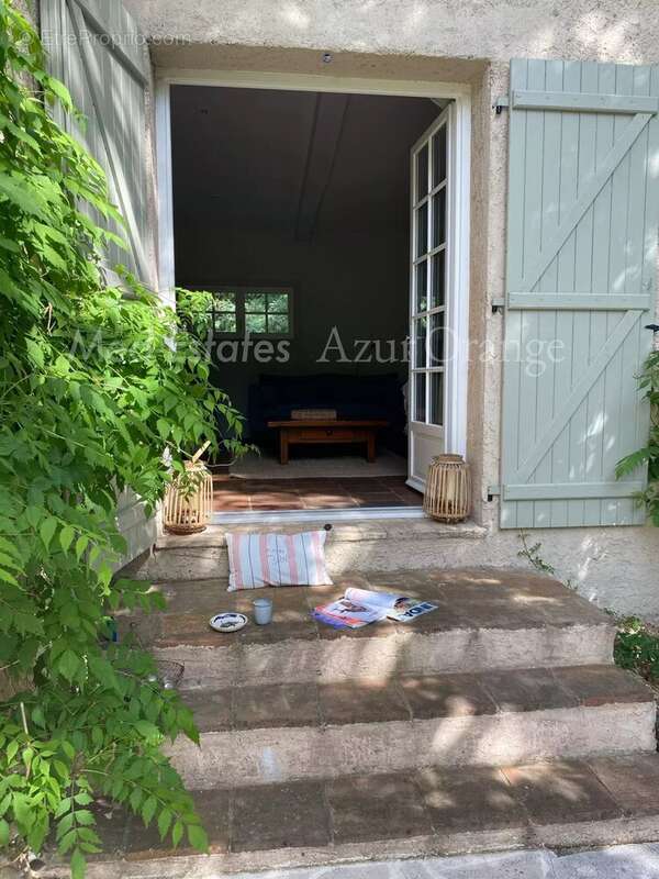 Maison à LA GARDE-FREINET