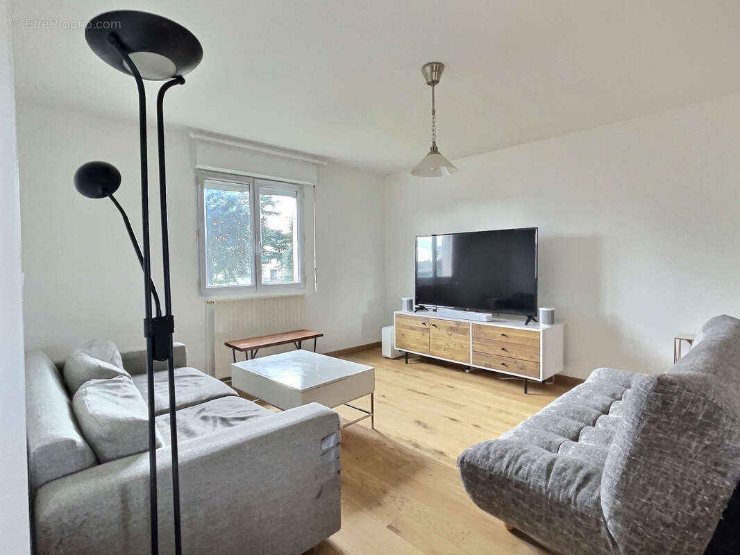 Maison à SAVIGNY-SUR-ORGE