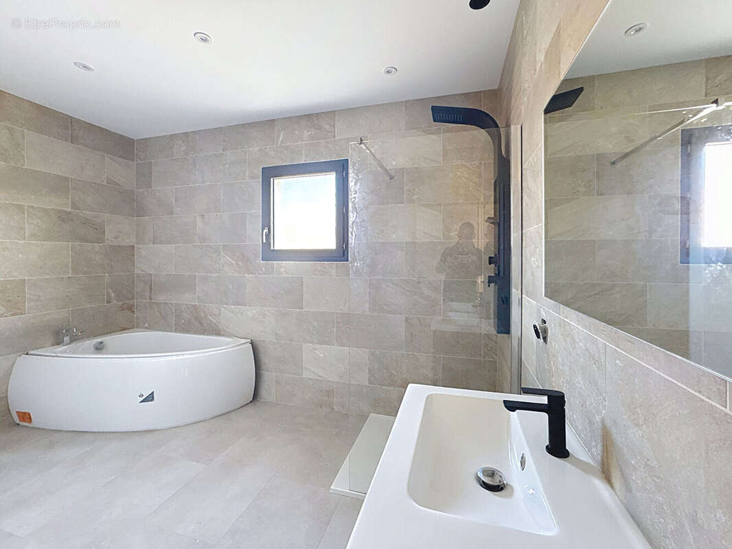 Maison à LA COTE-SAINT-ANDRE