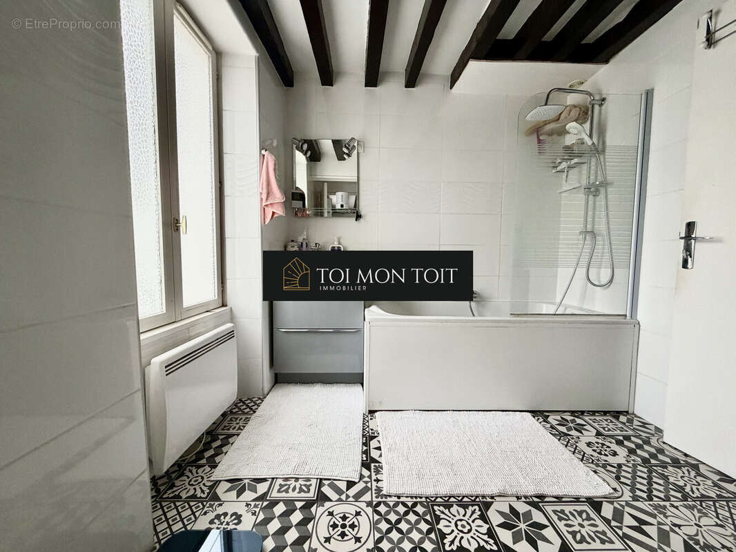 Maison à MORTEFONTAINE