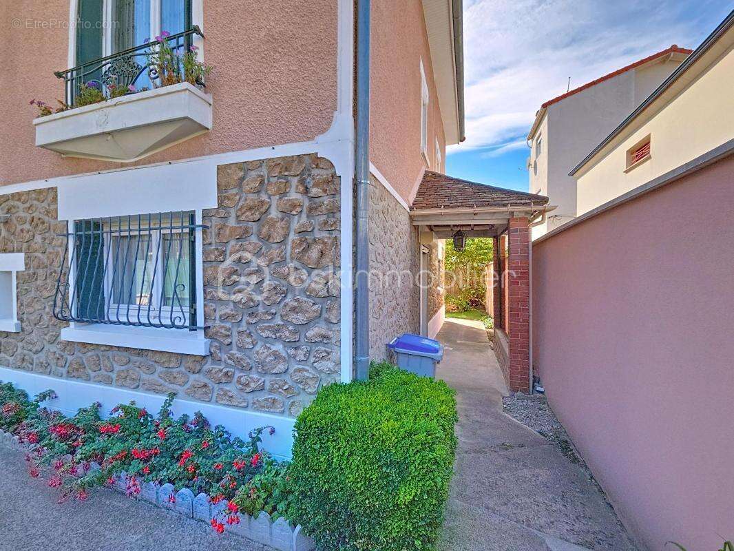 Maison Livry-Gargan 5 pièces - photo 18