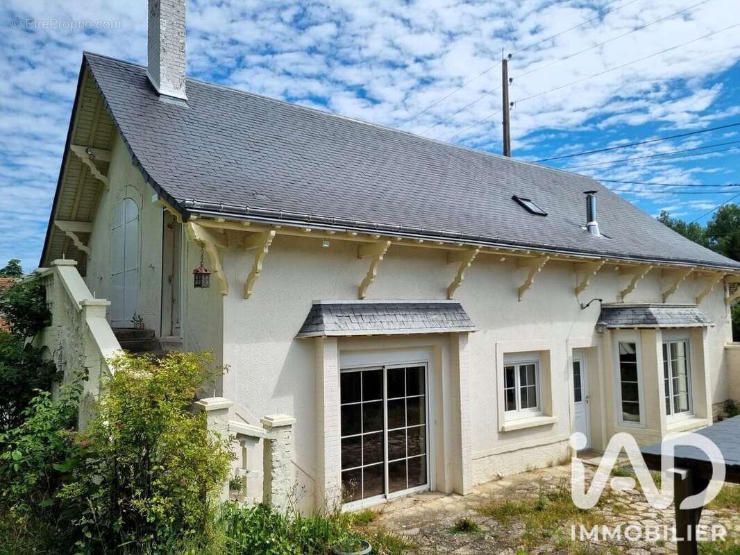 Maison 170 m² à Gironville-Sur-Essonne  - photo 2