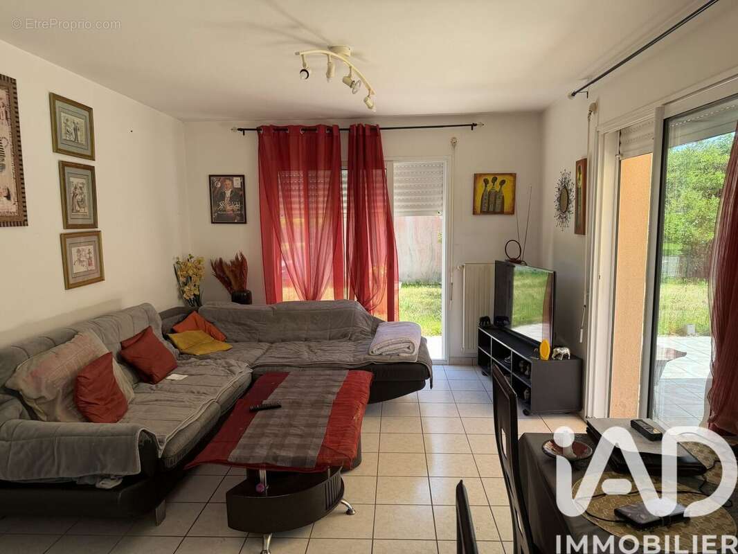 Photo 5 - Maison à LANDIVISIAU