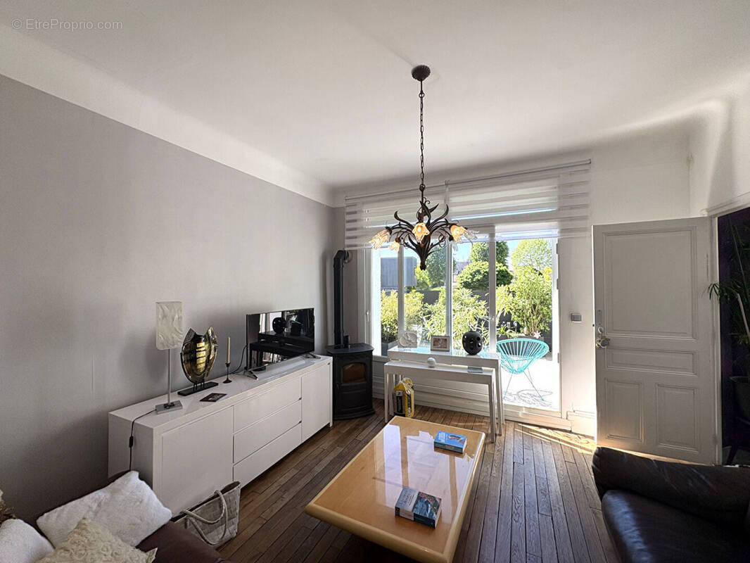 Appartement à CHARLEVILLE-MEZIERES