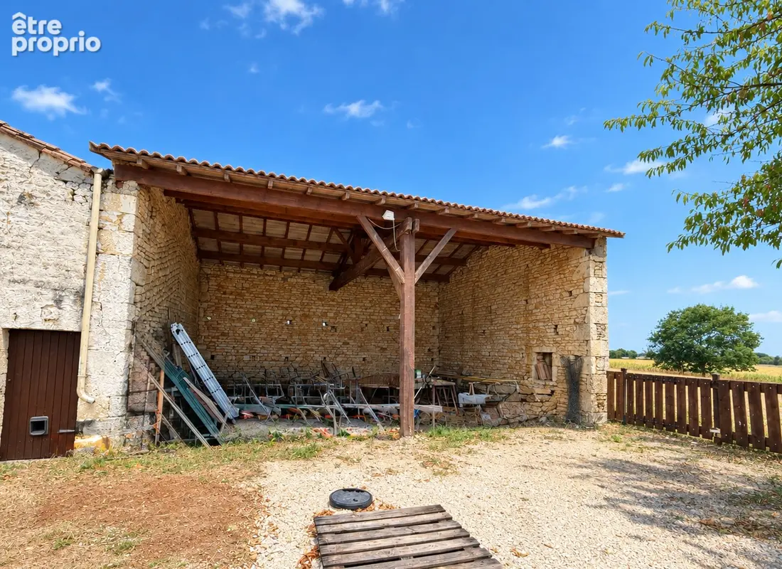 Charmante maison de village rénovée de 4 chambres avec dépendances, terrasse et jardin - photo 12