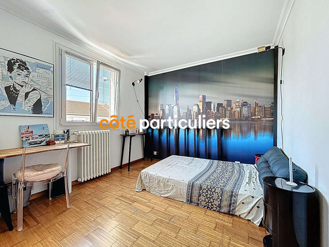 Maison à SAINT-MAUR-DES-FOSSES