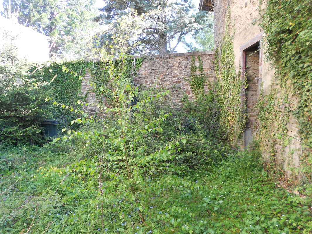 Maison à ARLANC