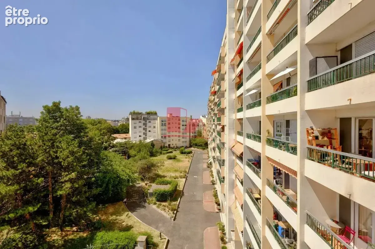 Vanves metro - studio de 34 m² - cave - parking - photo 6