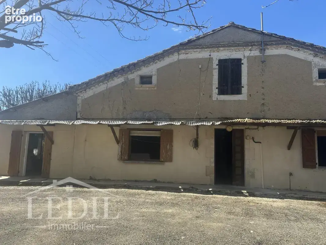 Corps de ferme avec dépendances - photo 10
