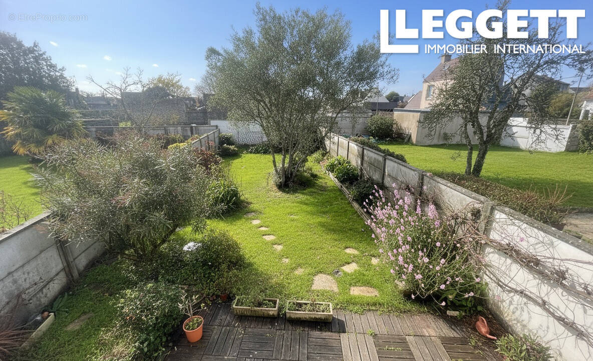 Maison à SAINT-VAAST-LA-HOUGUE