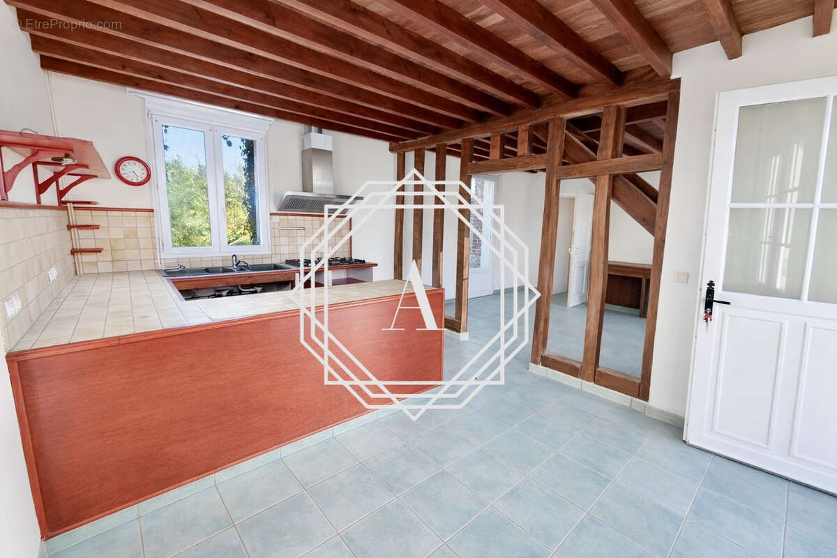 Maison à SAINT-CREPIN-IBOUVILLERS