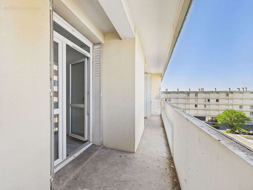 Appartement rénové Valence T3 de 57 m2 avec balcon et cave - photo 13
