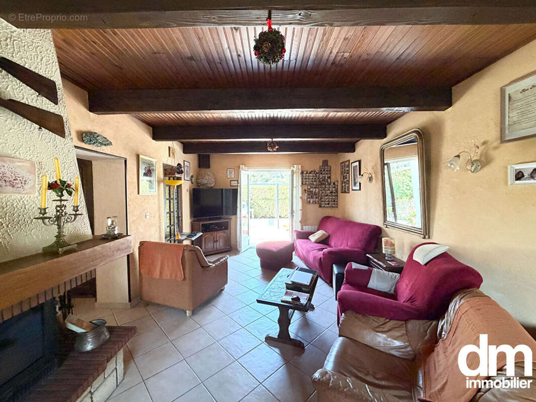 Maison type 6 sur une parcelle de 721m2 - photo 11