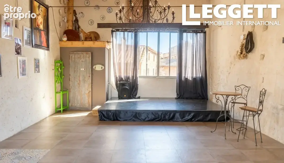 Bien pour projet événementiel. Ensemble immobilier comprenant une salle de réception et un studio attenant - photo 6