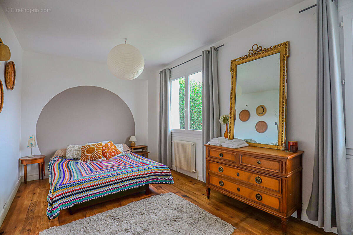 Co exclusivité - biarritz   belle maison des années 50 avec piscine  garage - photo 5