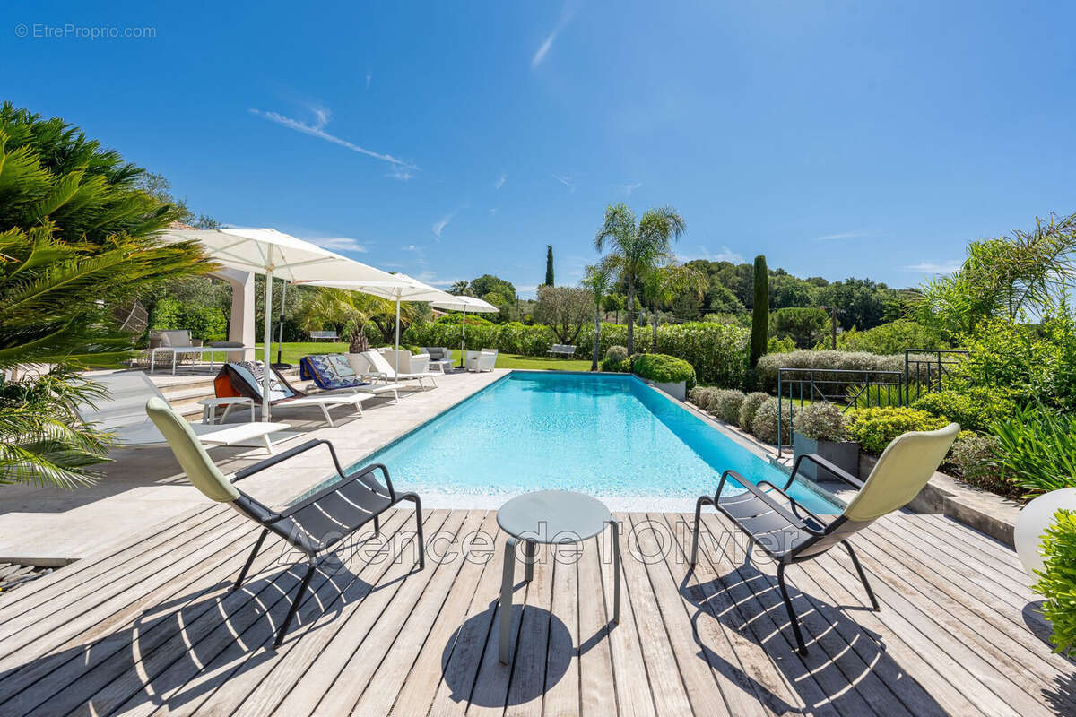 Maison 225 m² à Valbonne  - photo 4