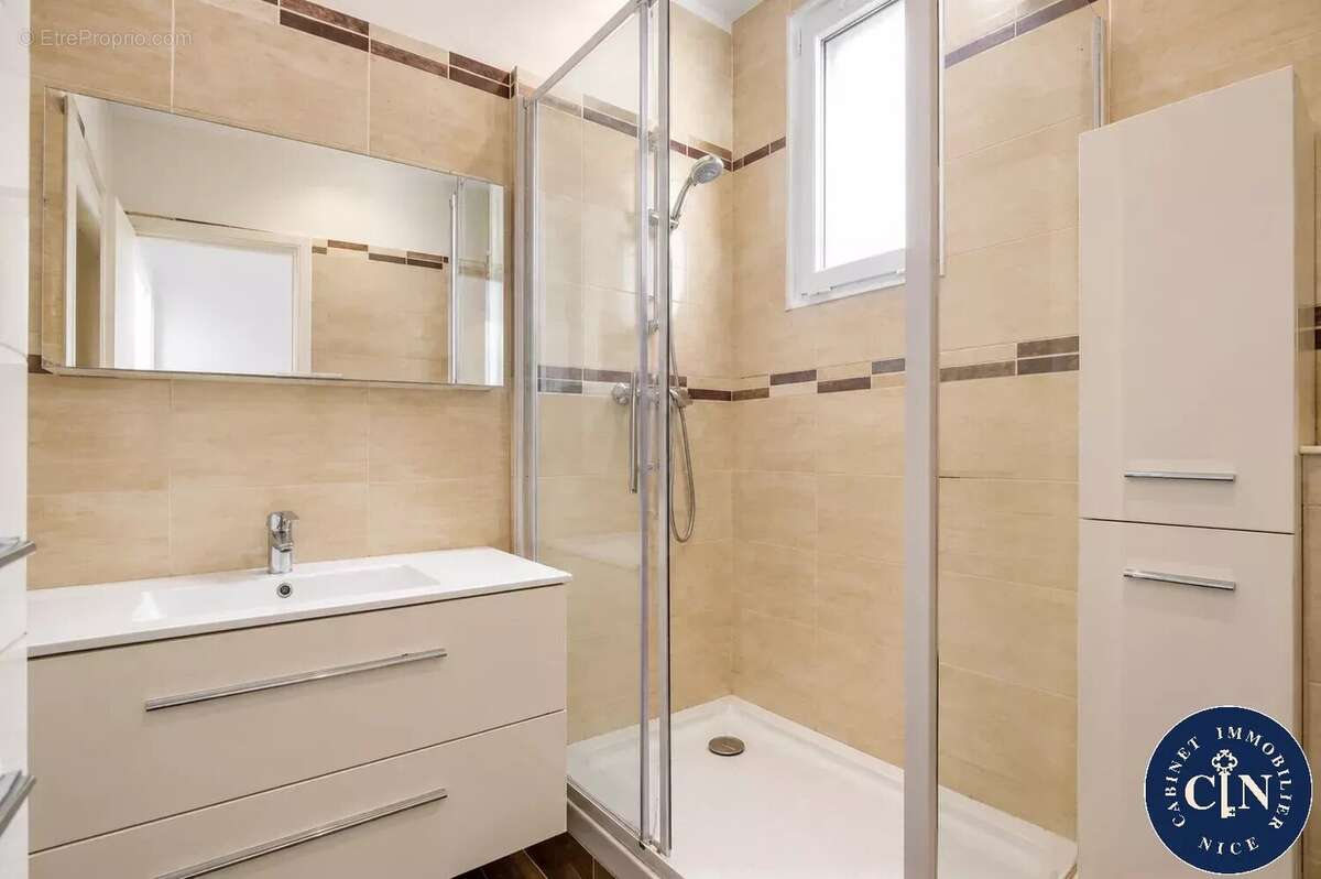 Appartement 55 m² à Nice  - photo 8
