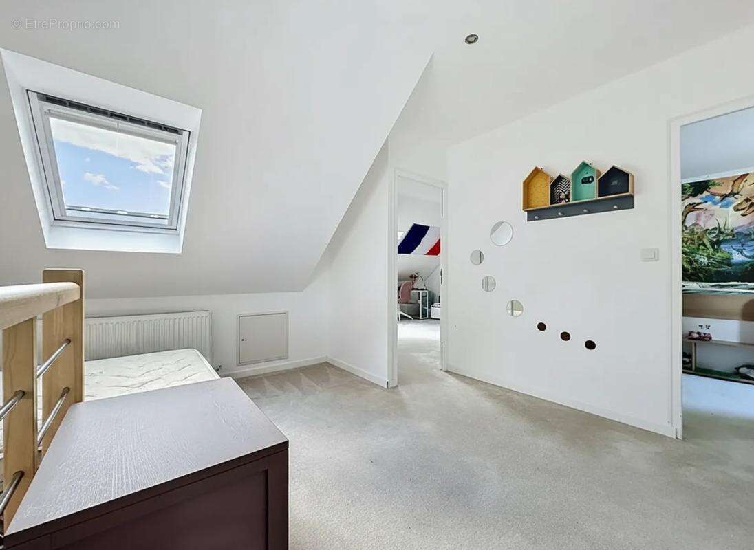 Maison 6 chambres, jardin et piscine - photo 9