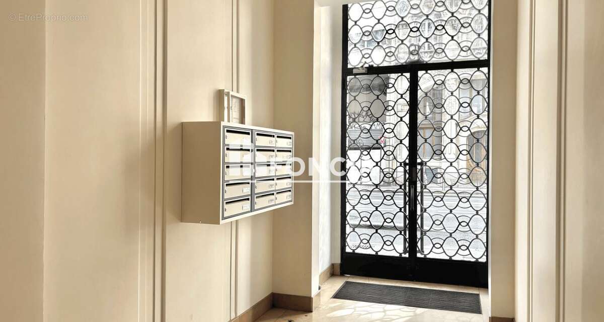 Appartement à PARIS-4E