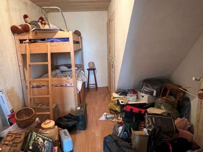 Maison à SAUZE-VAUSSAIS