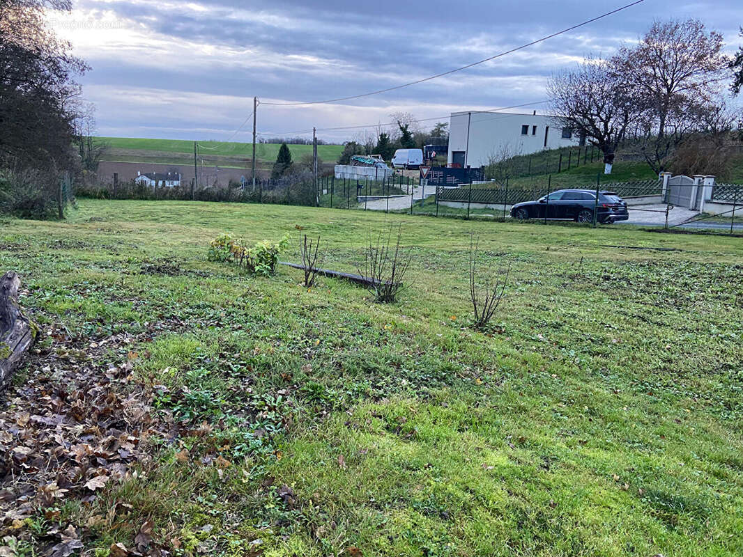 Terrain à NAVEIL