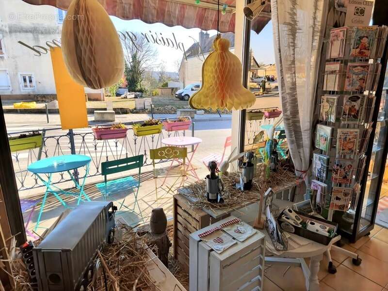 Commerce à ORCHAMPS