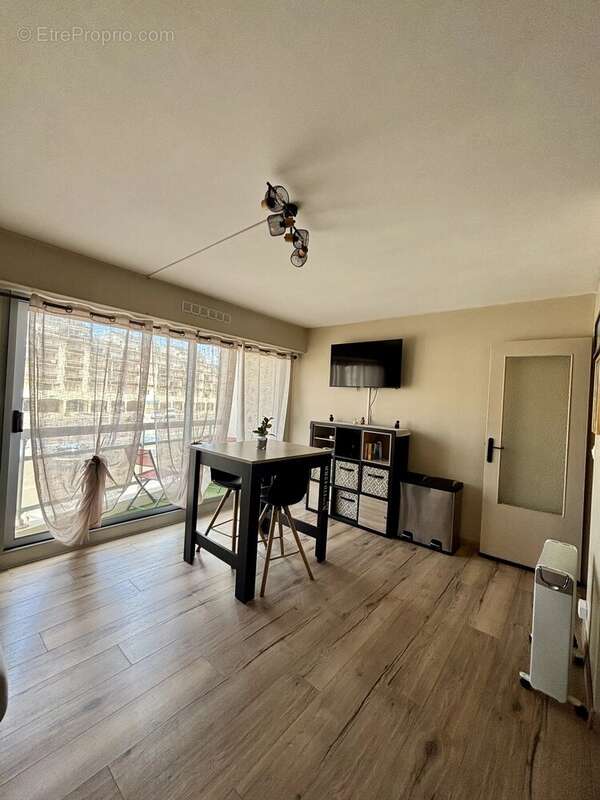 Appartement à CAMIERS