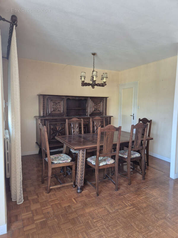 Appartement T3 avec balcon, cave et garage - photo 4