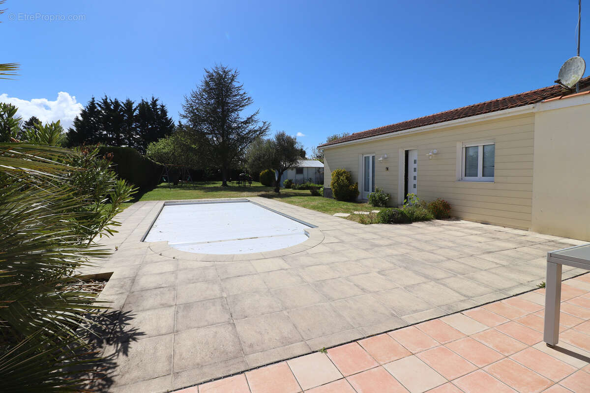 Maison à MESCHERS-SUR-GIRONDE