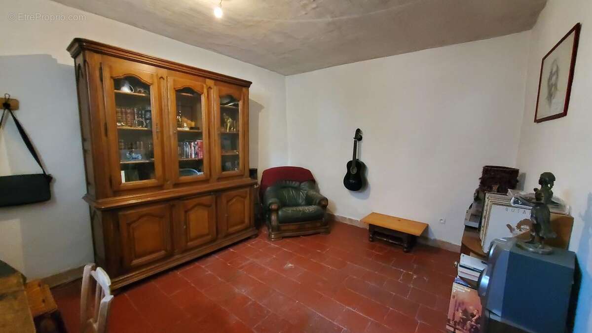 Maison à LABLACHERE