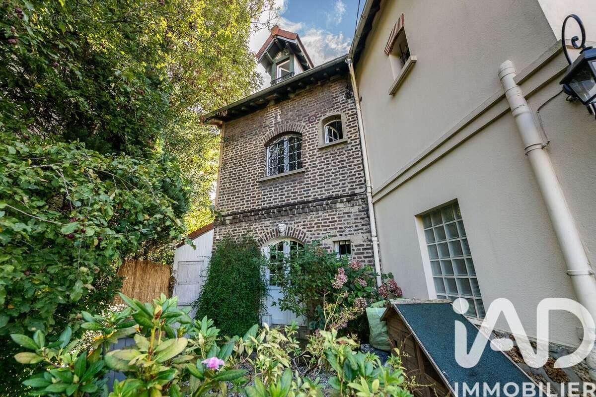 Photo 3 - Maison à GARCHES