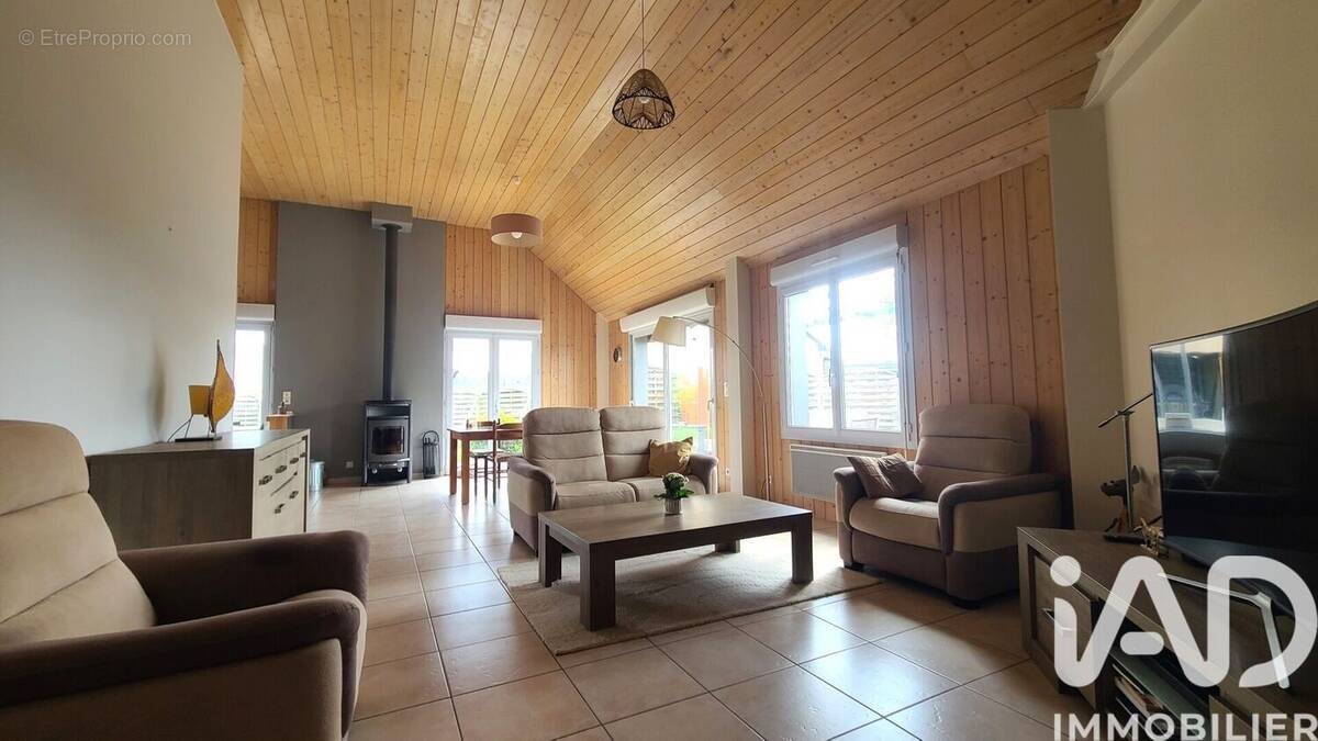 Photo 1 - Maison à ALLONNES