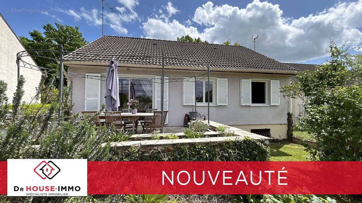 Maison à DAMMARIE-LES-LYS