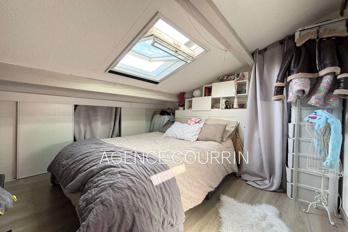 Maison à SAINT-VALLIER-DE-THIEY