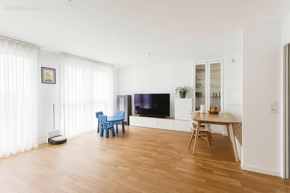 Appartement à IVRY-SUR-SEINE