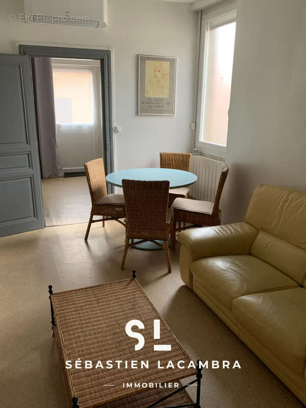 Appartement à SAINT-JUERY