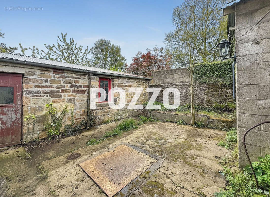 Maison à SAINT-SAUVEUR-LA-POMMERAYE