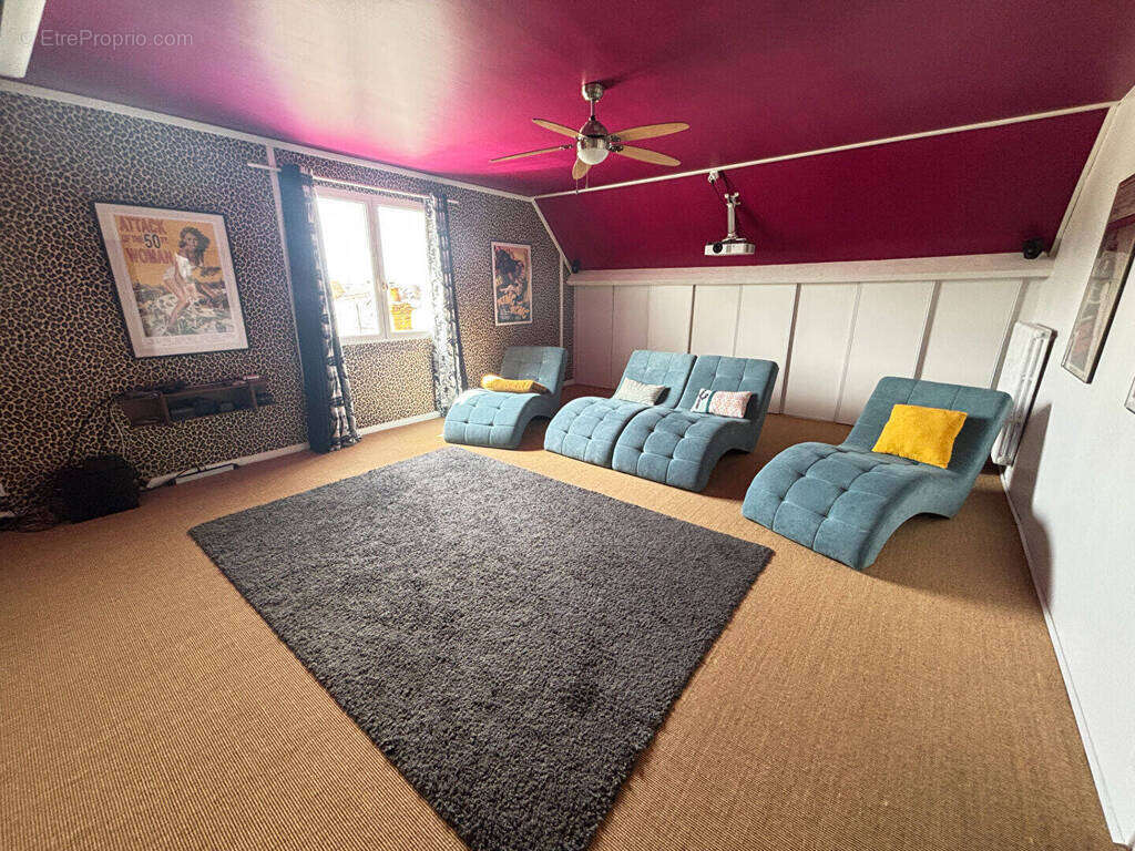 Maison 8 pièces 270 m² Bourges - photo 9