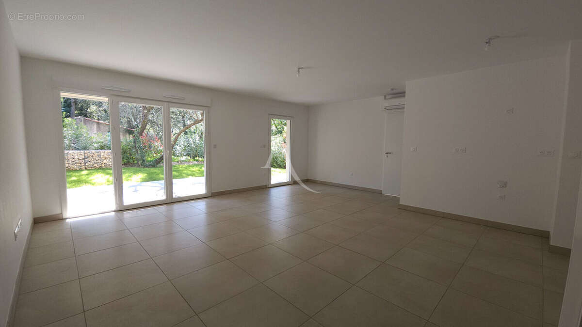 Appartement à NIMES